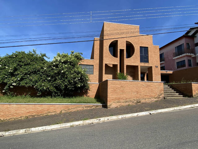 Casa para Venda em Pouso Alegre - 4