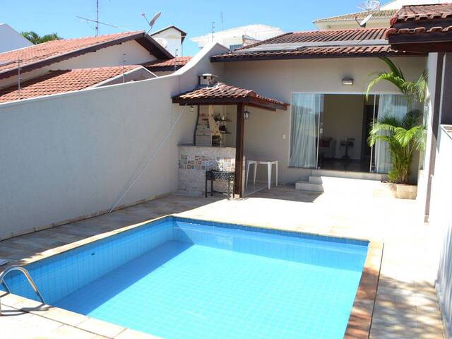 #675 - Casa para Venda em Pouso Alegre - MG