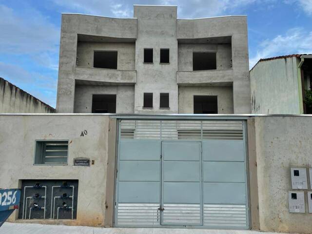 #733 - Apartamento para Venda em Pouso Alegre - MG