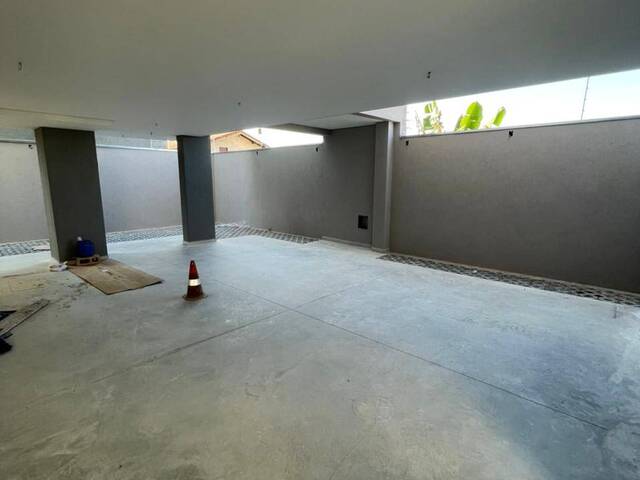#786 - Apartamento para Venda em Pouso Alegre - MG