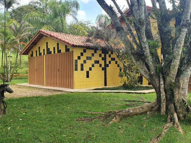 #925 - Casa para Venda em Pouso Alegre - MG