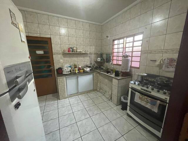 Casa para Venda em Pouso Alegre - 3