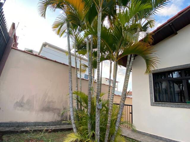 #1004 - Casa para Venda em Pouso Alegre - MG