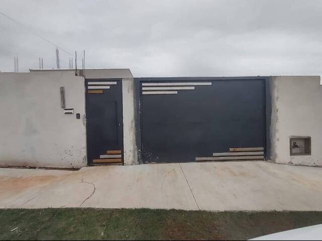 #1198 - Casa para Venda em Pouso Alegre - MG