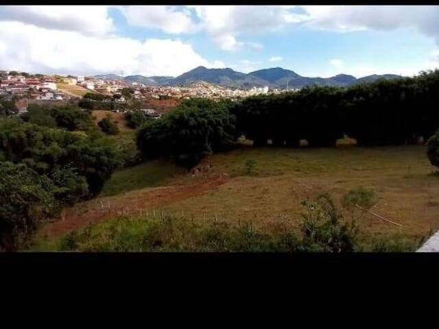 Terreno para Venda em Paraisópolis - 4