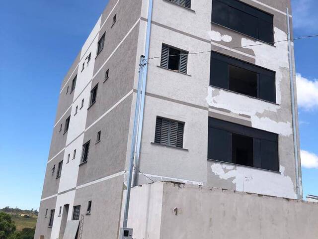 #1211 - Apartamento para Venda em Pouso Alegre - MG