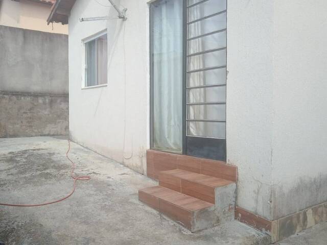 #1247 - Casa para Venda em Pouso Alegre - MG