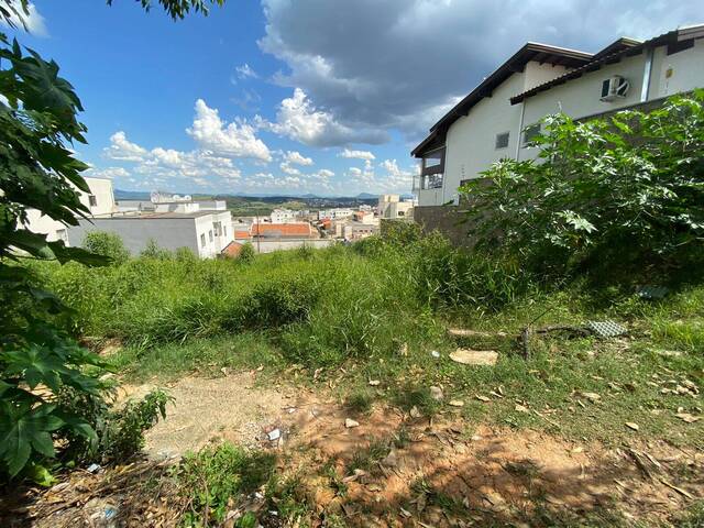 #1345 - Terreno para Venda em Pouso Alegre - MG