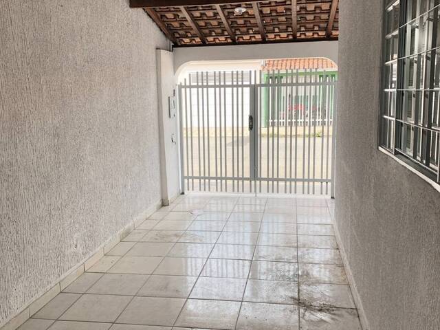#1689 - Casa para Venda em Pouso Alegre - MG