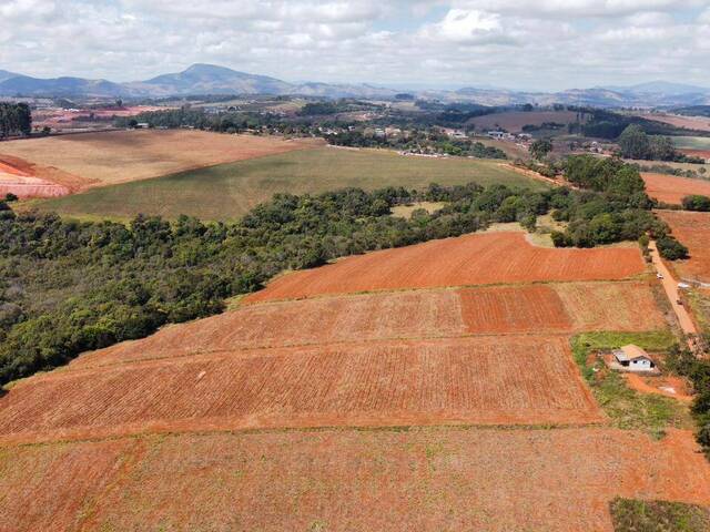 #1781 - Terreno para Venda em Pouso Alegre - MG