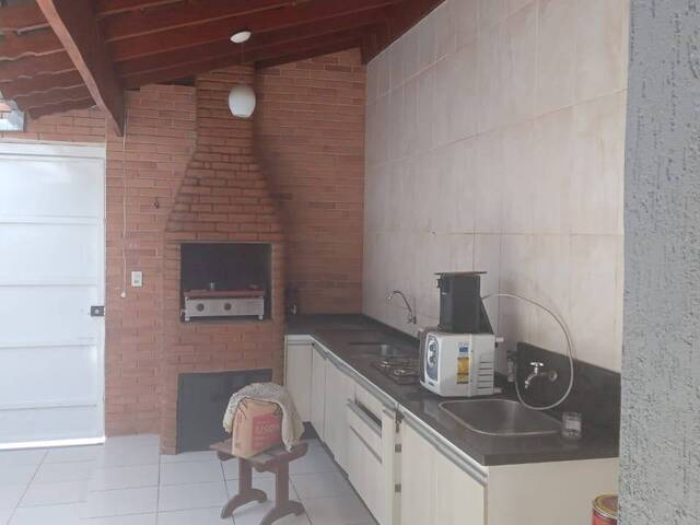 #1884 - Casa para Venda em Pouso Alegre - MG