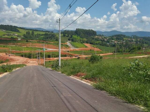 #1947 - Terreno para Venda em Pouso Alegre - MG