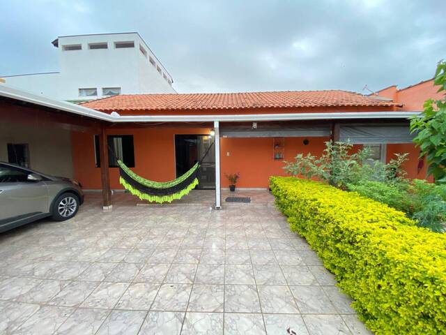 #1952 - Casa para Venda em Pouso Alegre - MG