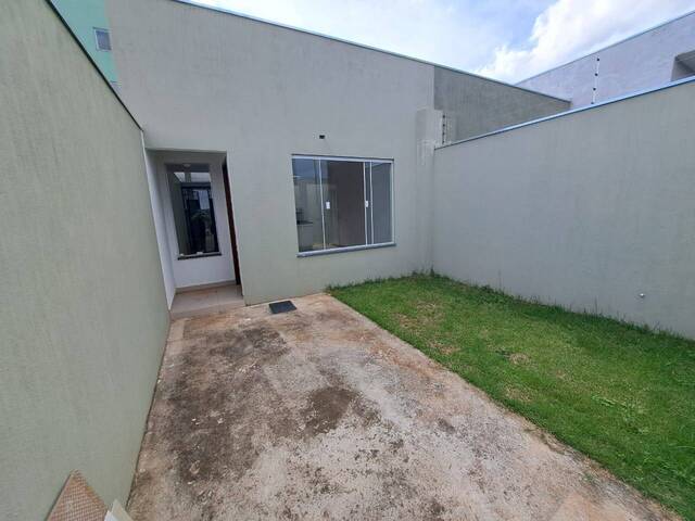 #2003 - Casa para Venda em Pouso Alegre - MG