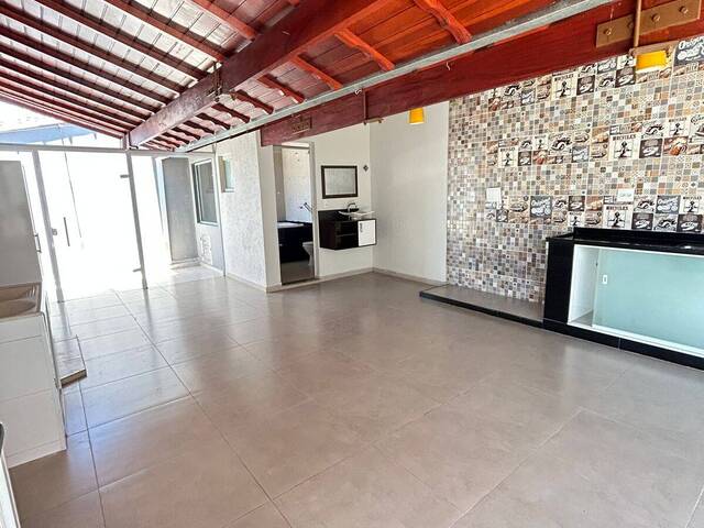 #2006 - Casa para Venda em Pouso Alegre - MG