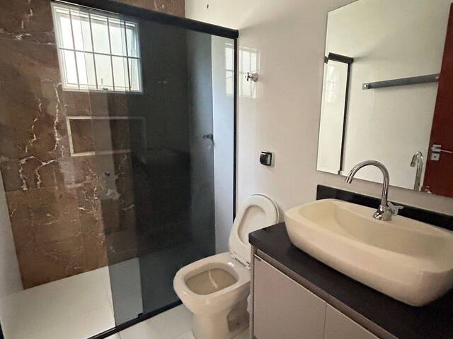 #2006 - Casa para Venda em Pouso Alegre - MG