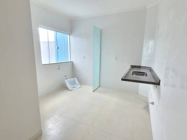 #2026 - Apartamento para Venda em Pouso Alegre - MG