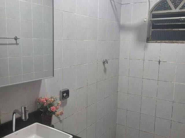 #2048 - Casa para Venda em Pouso Alegre - MG