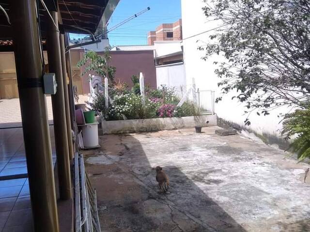 Casa para Venda em Pouso Alegre - 2