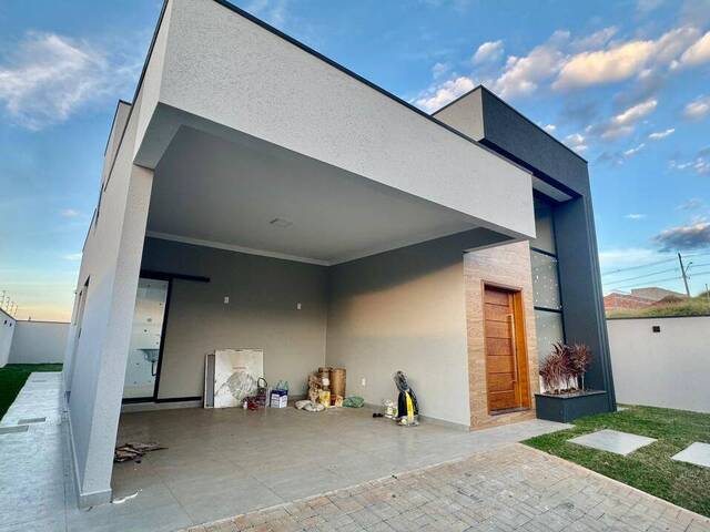 Casa para Venda em Pouso Alegre - 2
