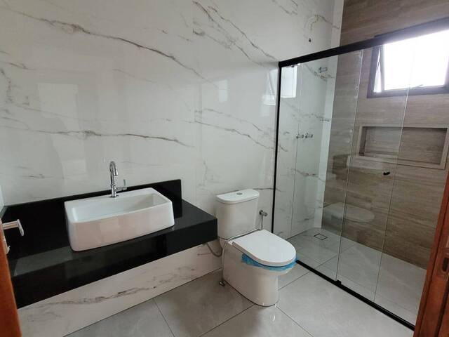 #2480 - Casa para Venda em Pouso Alegre - MG