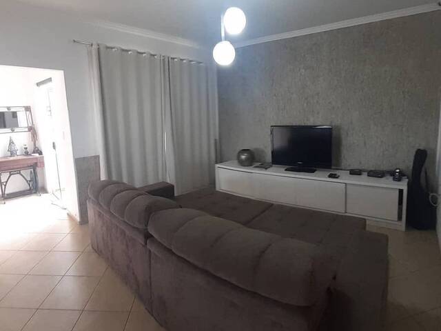 Casa para Venda em Pouso Alegre - 3