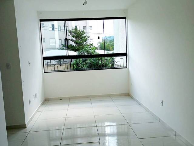 #2554 - Apartamento para Venda em Pouso Alegre - MG