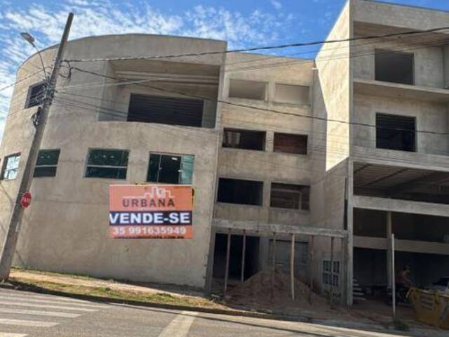 Venda em Parque Real - Pouso Alegre