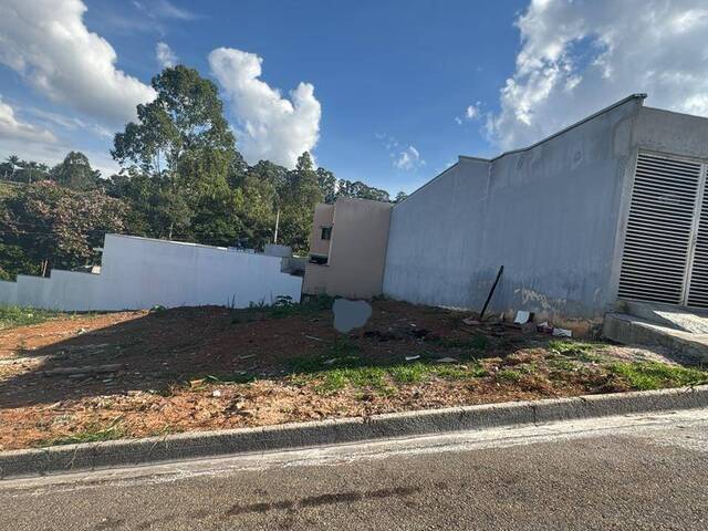 Venda em Parque Real - Pouso Alegre