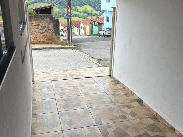 Casa para Venda em Congonhal - 4