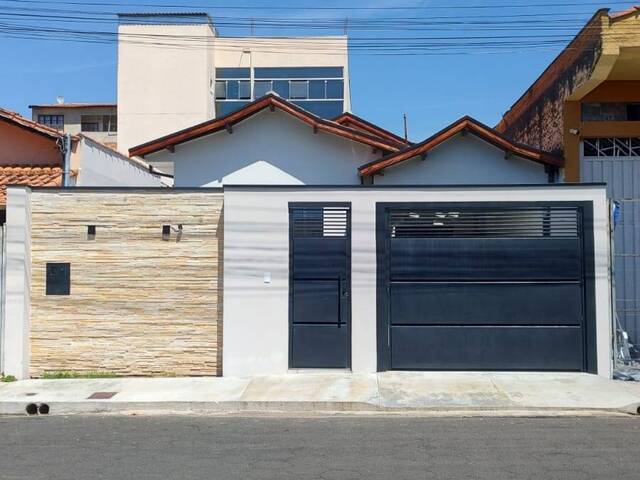 #2916 - Casa para Venda em Pouso Alegre - MG