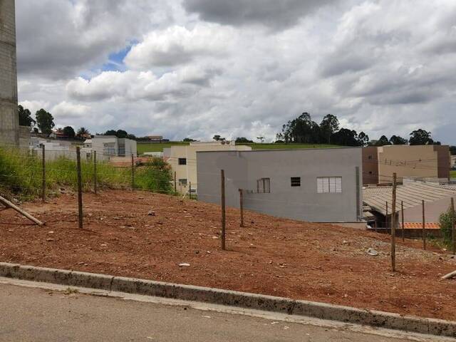 Venda em Parque Real - Pouso Alegre