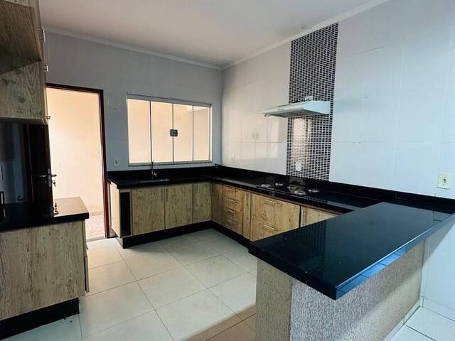 Casa para Venda em Pouso Alegre - 4