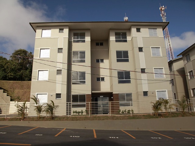 #2952 - Apartamento para Venda em Pouso Alegre - MG - 3