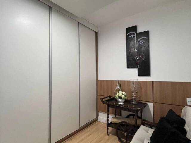 Apartamento para Venda em Pouso Alegre - 4