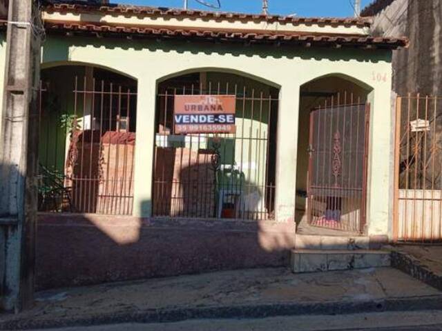 #3045 - Casa para Venda em Pouso Alegre - MG - 1