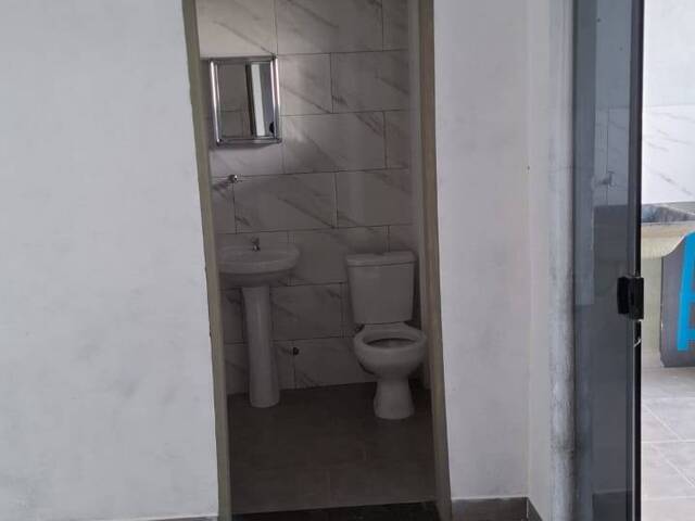 Casa para Venda em Congonhal - 5