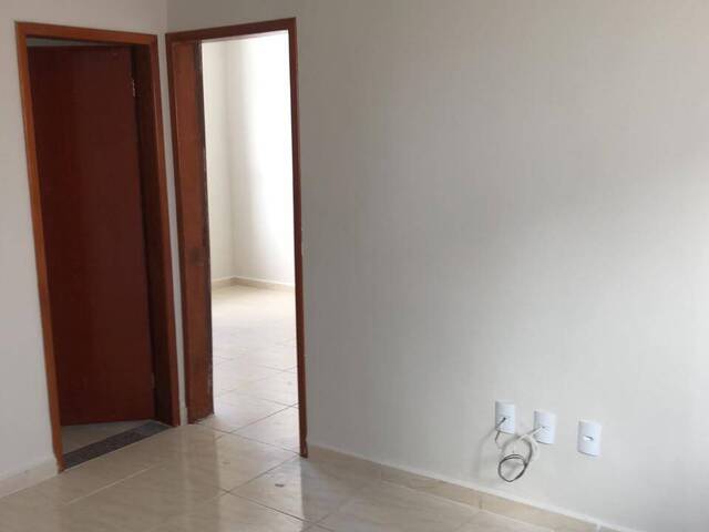 #3070 - Apartamento para Venda em Pouso Alegre - MG - 3