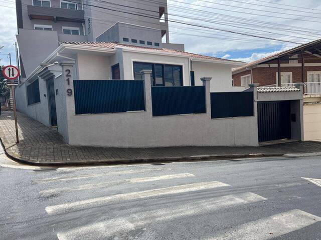 #3096 - Casa para Venda em Pouso Alegre - MG - 1