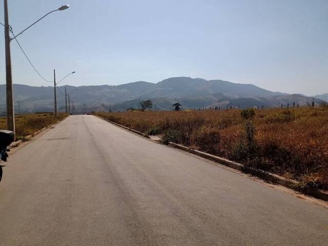 Área para Venda em Congonhal - 4