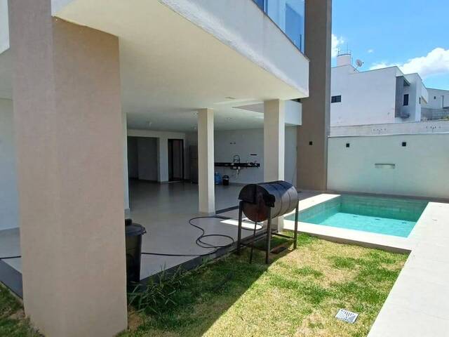 Venda em Pousada dos campos iii - Pouso Alegre