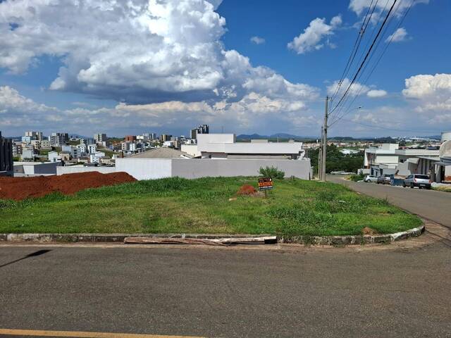 Venda em Serra Morena - Pouso Alegre