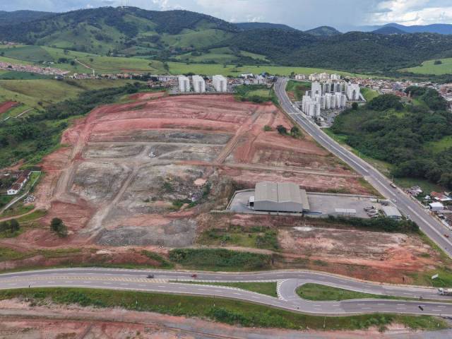 #3296 - Área para Venda em Pouso Alegre - MG - 1