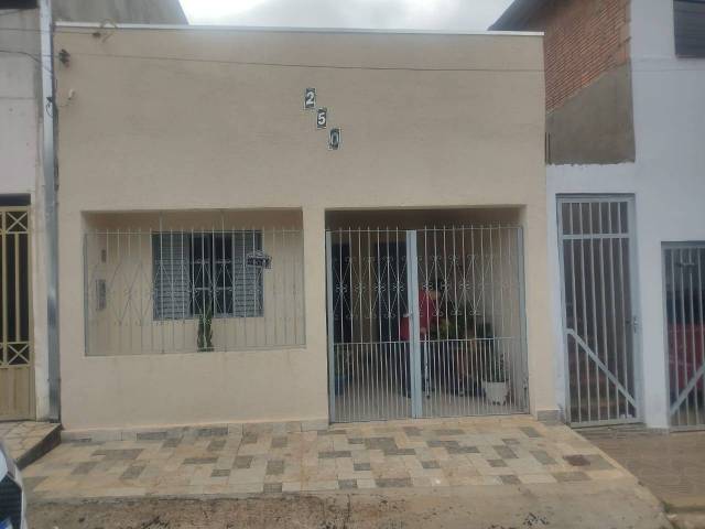 Venda em Jardim Aeroporto - Pouso Alegre