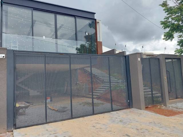 #3310 - Casa para Venda em Pouso Alegre - MG