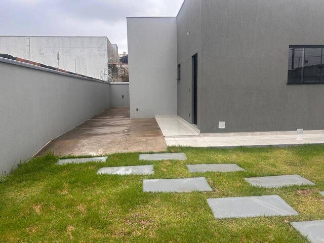 #3326 - Casa para Venda em Pouso Alegre - MG - 2