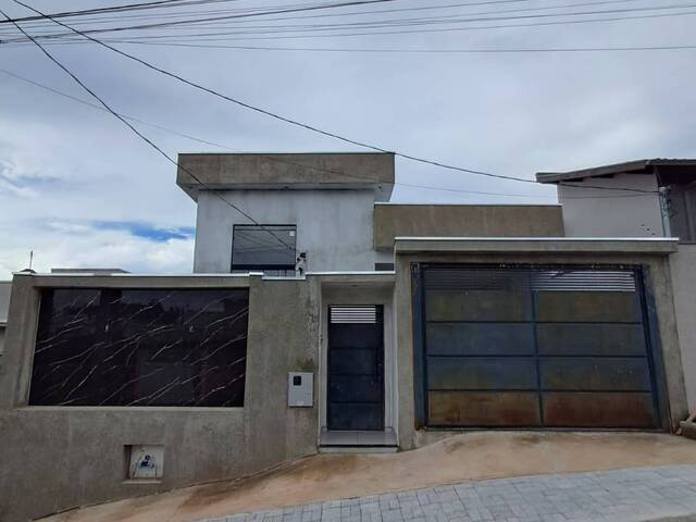 Venda em Parque Real - Pouso Alegre