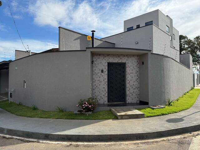 #3385 - Casa para Venda em Pouso Alegre - MG