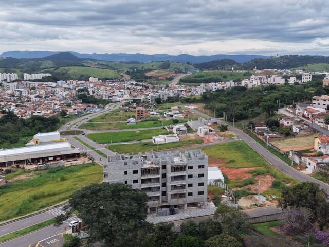 Apartamento para Venda em Pouso Alegre - 4