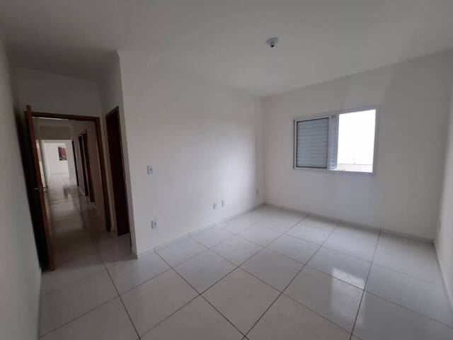 #3433 - Casa para Venda em Pouso Alegre - MG